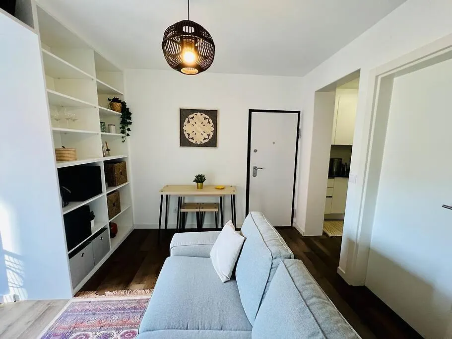 Modern Comfort Within Ancient Streets Lisboa Apartamento