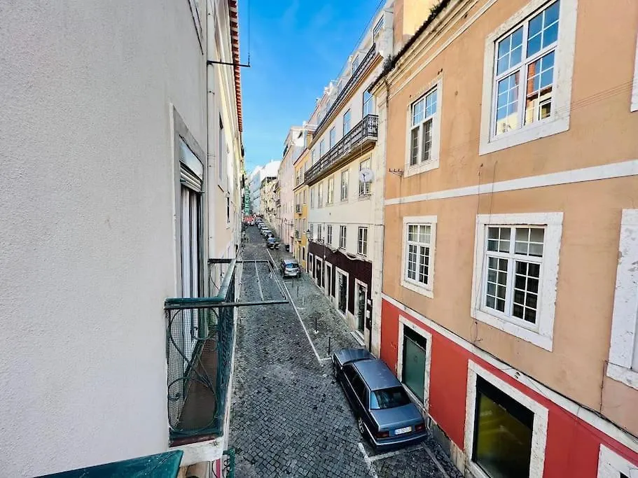 Apartamento Modern Comfort Within Ancient Streets Lisboa